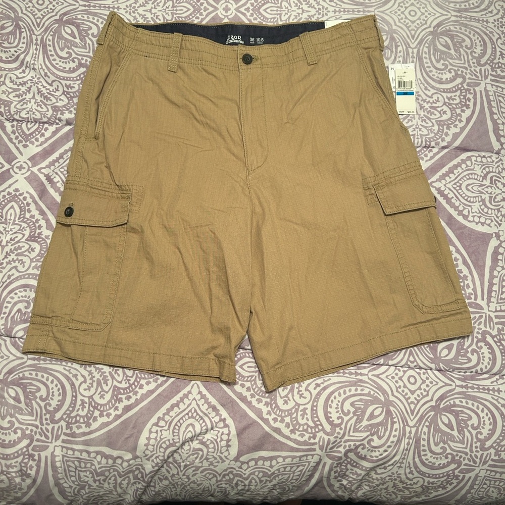 Izod Saltwater Tan Cargo Shorts Sz 36 NWT